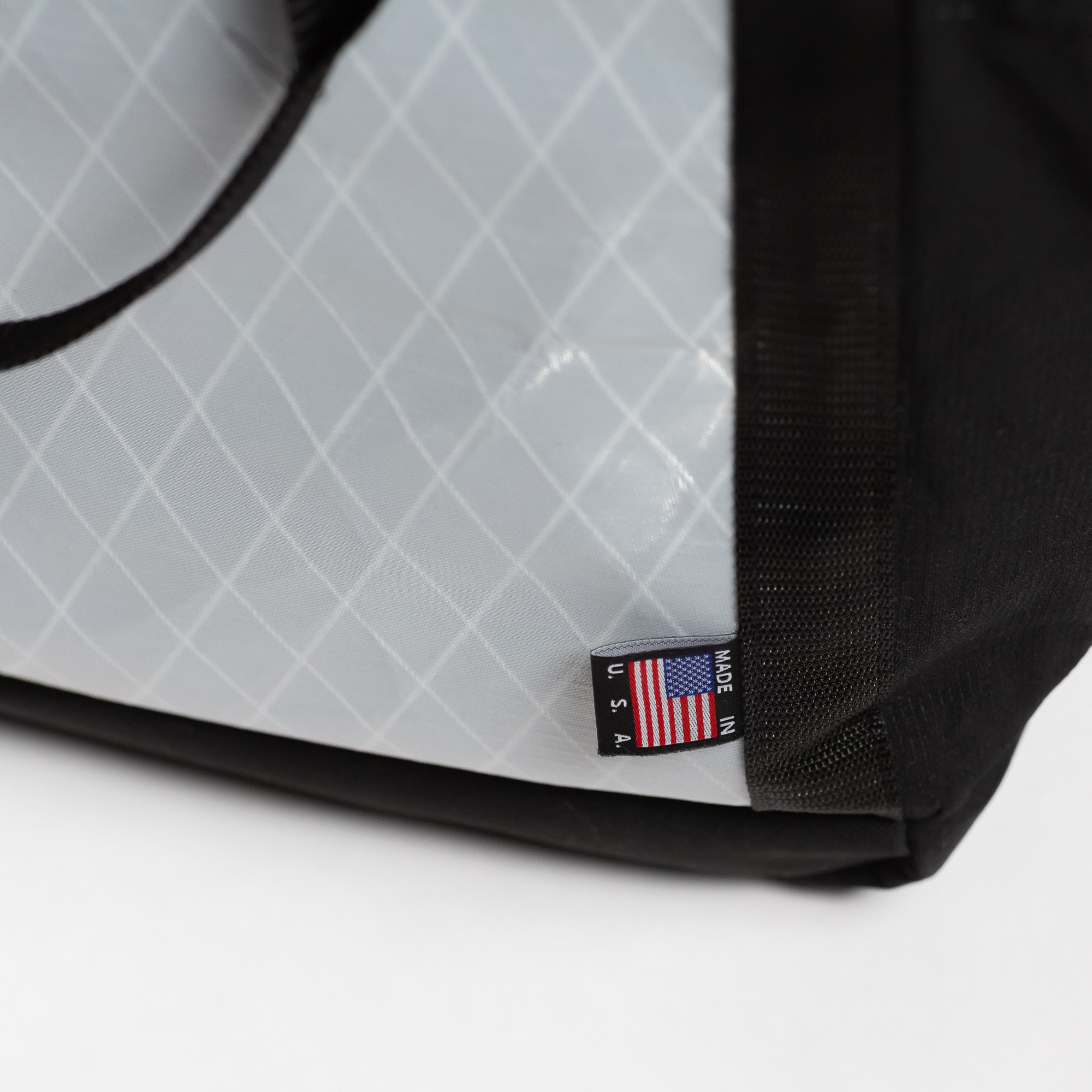 RESORT TOTE